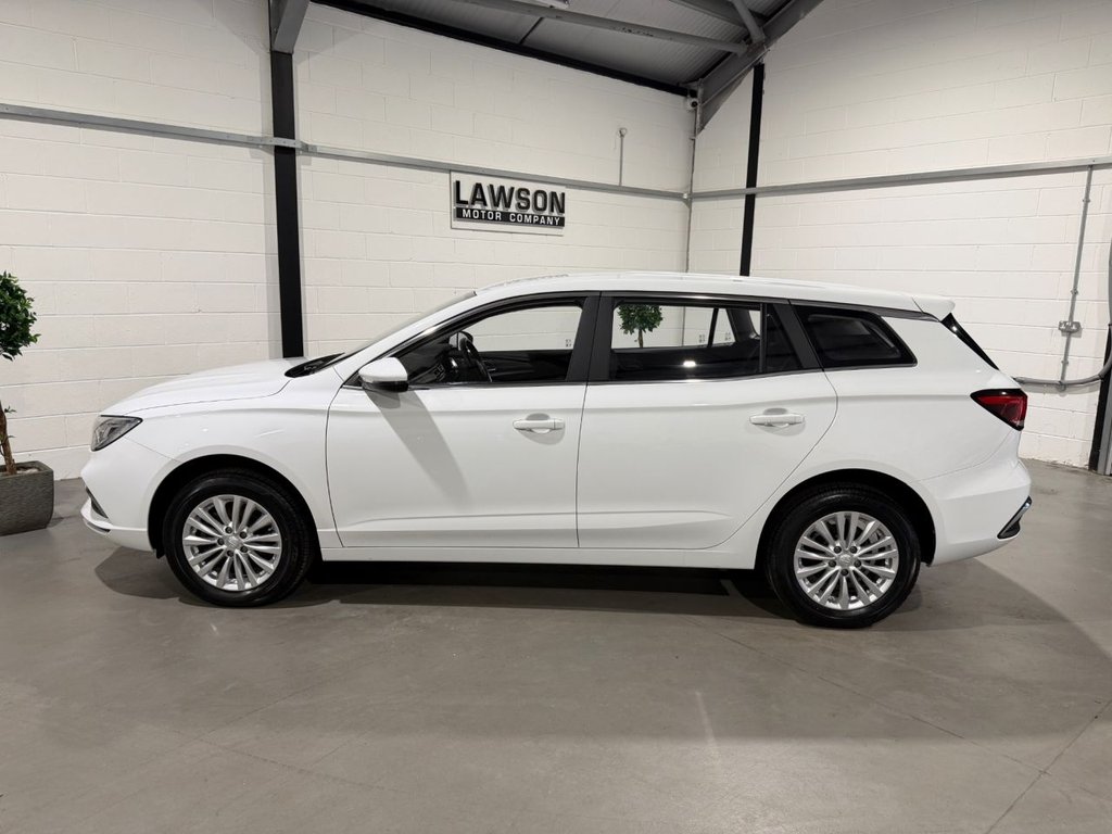 USED 2022 72 MG MG5 61.1kWh Excite Long Range Estate 5dr Electric Auto (156 ps) 