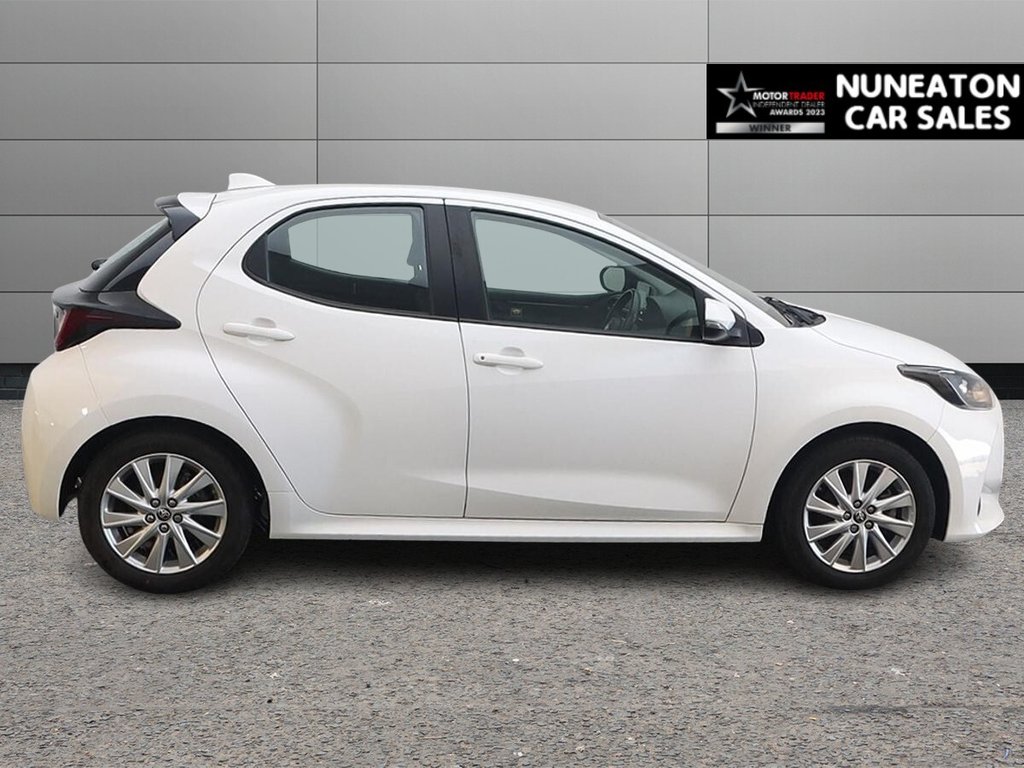 USED 2022 22 TOYOTA YARIS 1.5 VVT-h Icon Hatchback 5dr Petrol Hybrid E-CVT Euro 6 (s/s) (116 ps) 
