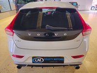 USED 2017 67 VOLVO V40 2.0 T2 R-Design Nav Plus Hatchback 5dr Petrol Manual Euro 6 (s/s) (122 ps) Fresh 12 month MOT, Fresh serv