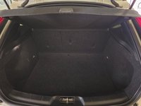 USED 2017 67 VOLVO V40 2.0 T2 R-Design Nav Plus Hatchback 5dr Petrol Manual Euro 6 (s/s) (122 ps) Fresh 12 month MOT, Fresh serv