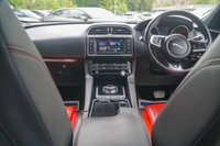 USED 2017 67 JAGUAR F-PACE 2.0 D180 R-Sport SUV 5dr Diesel Auto Euro 6 (s/s) (180 ps) 