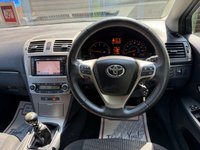 USED 2011 61 TOYOTA AVENSIS 2.0 D-4D TR Tourer 5dr Diesel Manual Euro 5 (126 ps) SAT NAV, BLUETOOTH & DAB RADIO