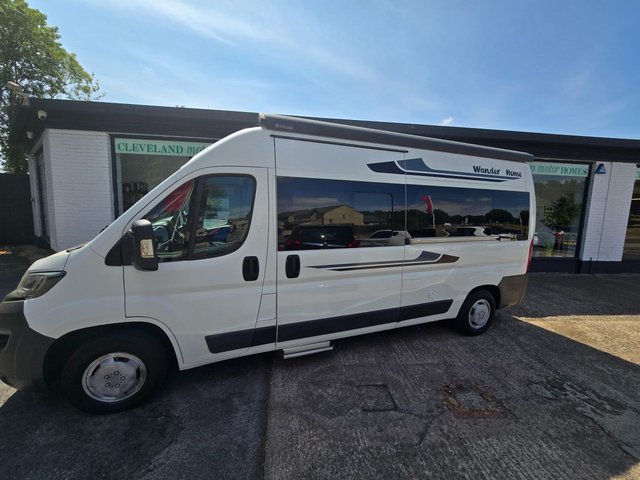 View our PEUGEOT BOXER 335 PROFESSIONAL LWB