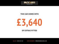 USED 2018 18 JAGUAR F-PACE 3.0 D300 V6 S SUV 5dr Diesel Auto AWD Euro 6 (s/s) (300 ps) SUNROOF + UPGRADED ALLOYS + REVERSING CAMERA