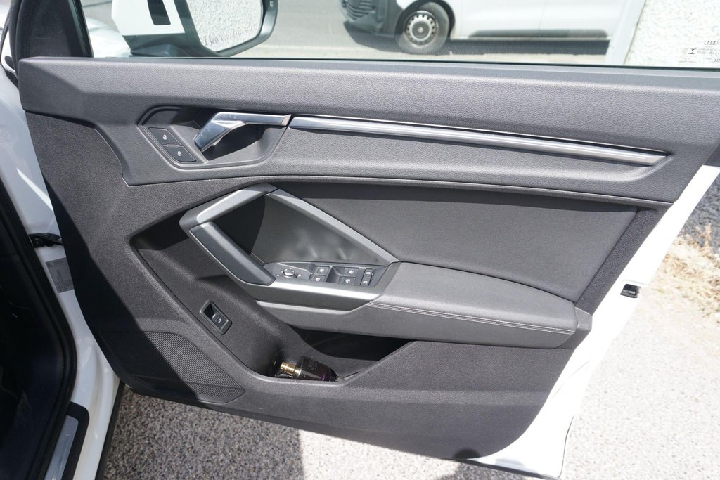 USED 2020 20 AUDI Q3 1.5 TFSI CoD 35 S line Euro 6 (s/s) 5dr JUST ARRIVED