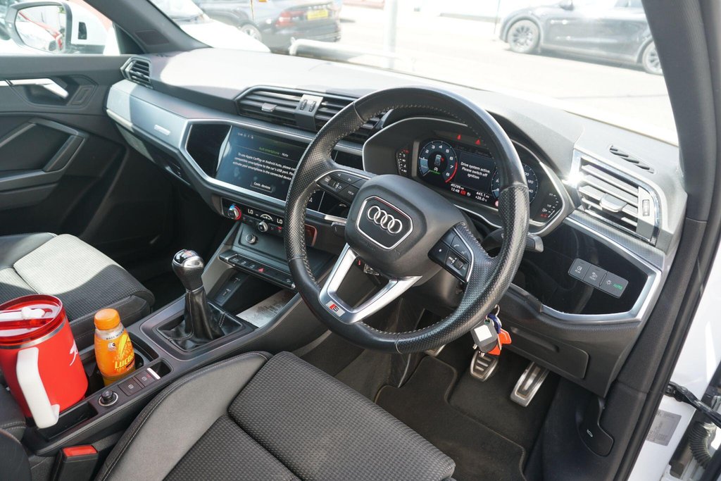 USED 2020 20 AUDI Q3 1.5 TFSI CoD 35 S line Euro 6 (s/s) 5dr JUST ARRIVED