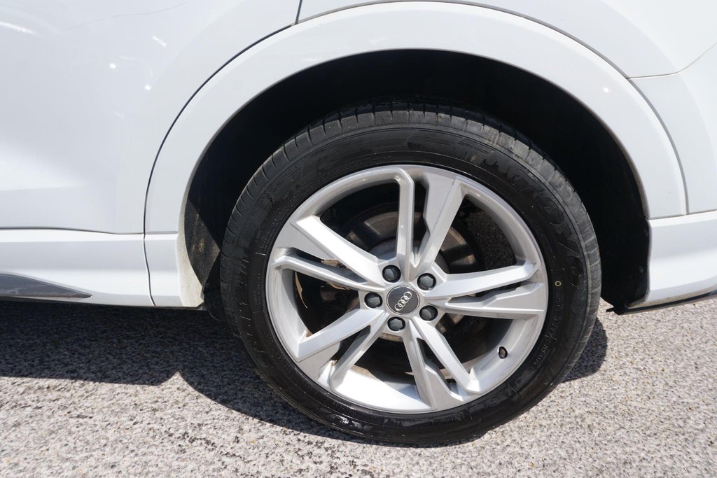 USED 2020 20 AUDI Q3 1.5 TFSI CoD 35 S line Euro 6 (s/s) 5dr JUST ARRIVED