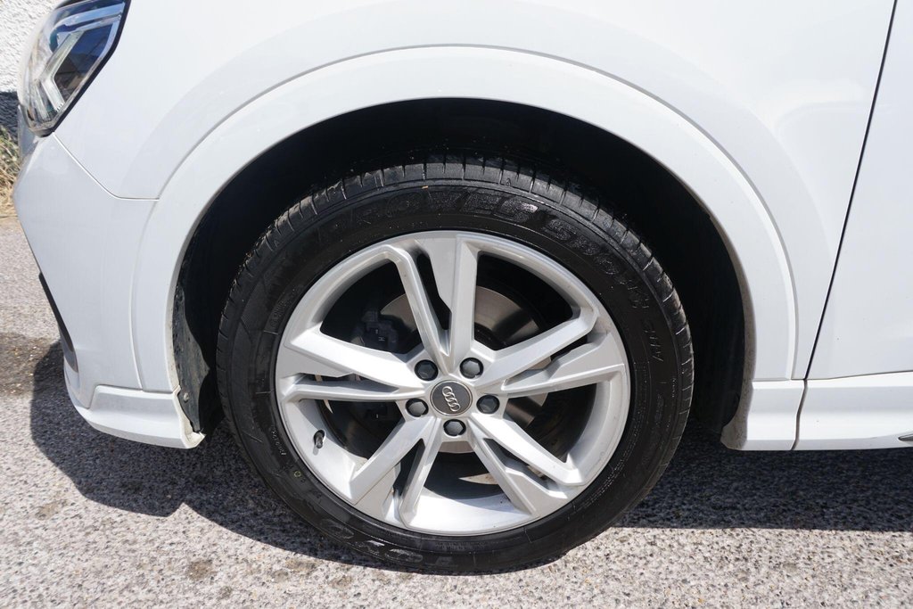 USED 2020 20 AUDI Q3 1.5 TFSI CoD 35 S line Euro 6 (s/s) 5dr JUST ARRIVED