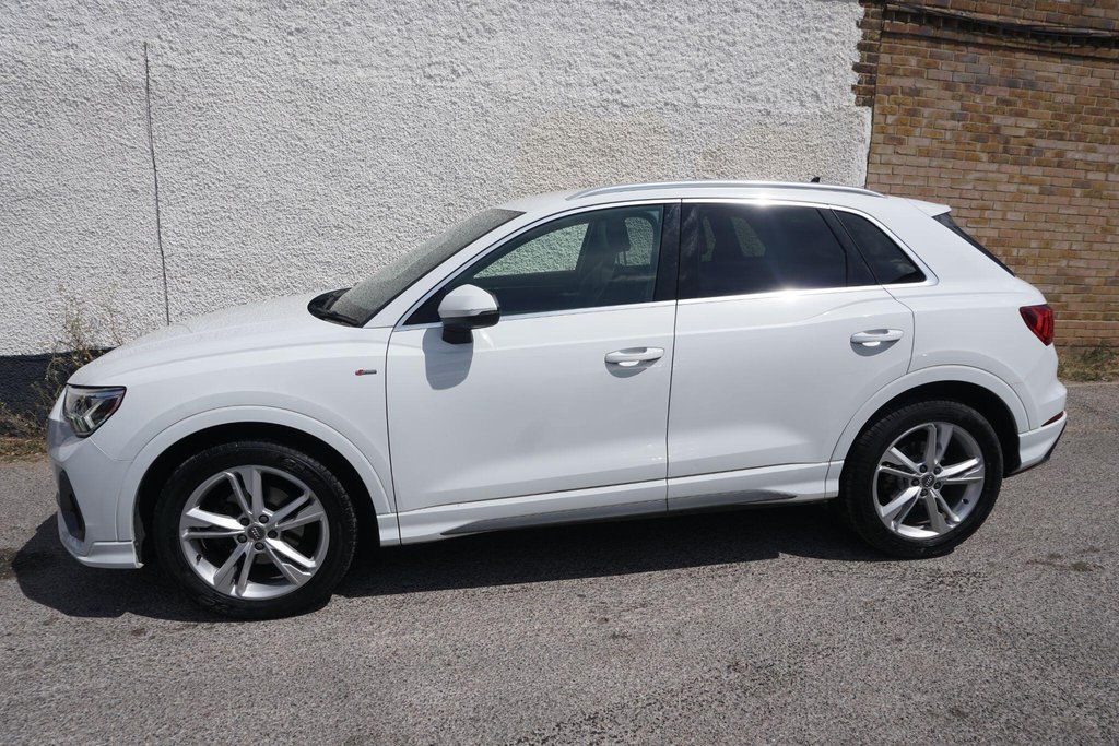 USED 2020 20 AUDI Q3 1.5 TFSI CoD 35 S line Euro 6 (s/s) 5dr JUST ARRIVED