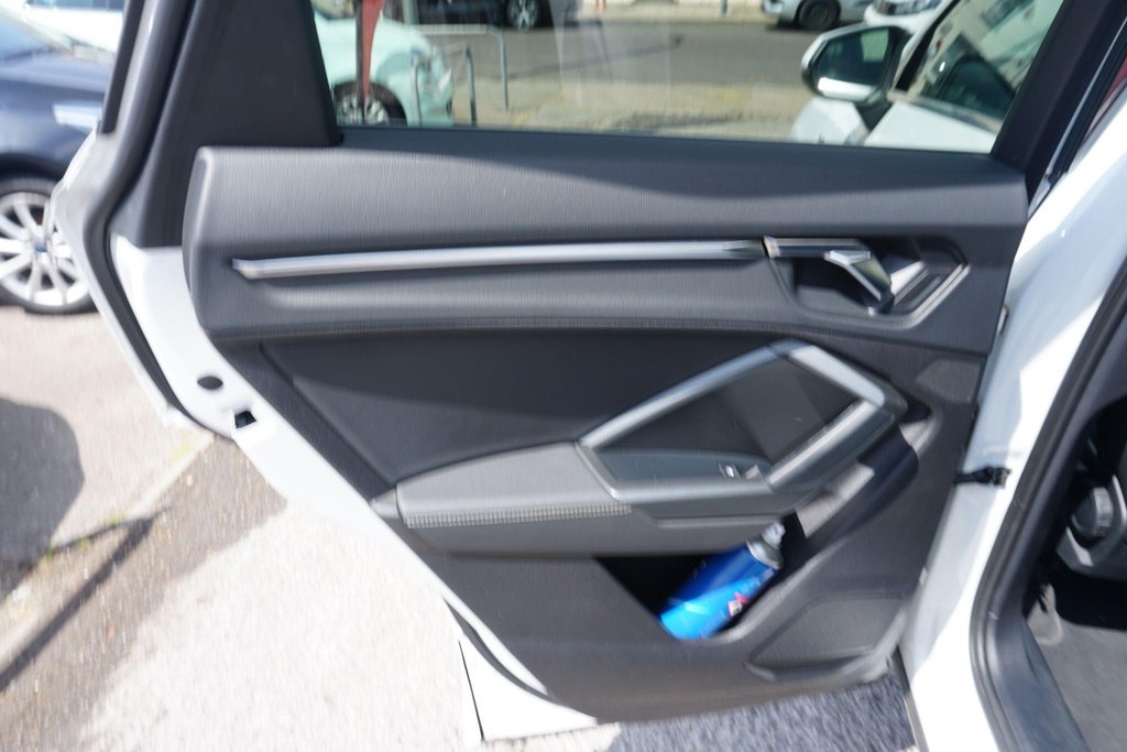 USED 2020 20 AUDI Q3 1.5 TFSI CoD 35 S line Euro 6 (s/s) 5dr JUST ARRIVED