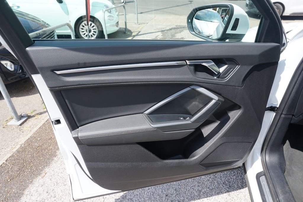 USED 2020 20 AUDI Q3 1.5 TFSI CoD 35 S line Euro 6 (s/s) 5dr JUST ARRIVED