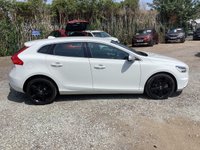 USED 2016 66 VOLVO V40 1.5 T2 R-Design Nav Plus Hatchback 5dr Petrol Auto Euro 6 (s/s) (122 ps) 