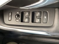 USED 2016 66 VOLVO V40 1.5 T2 R-Design Nav Plus Hatchback 5dr Petrol Auto Euro 6 (s/s) (122 ps) 