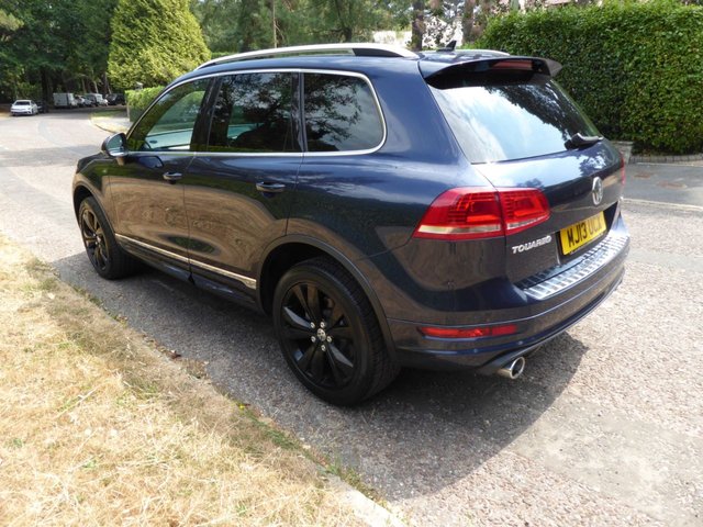 View our VOLKSWAGEN TOUAREG