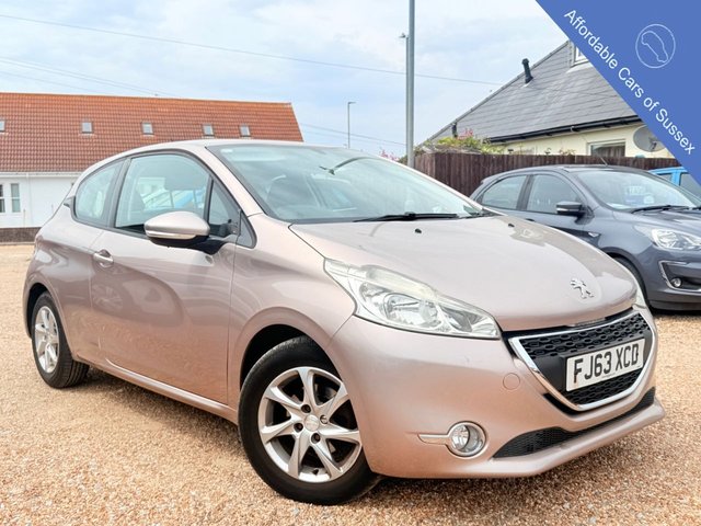 View our Peugeot 208 1.2 VTi Active Hatchback 3dr Petrol Manual Euro 5 (82 ps)