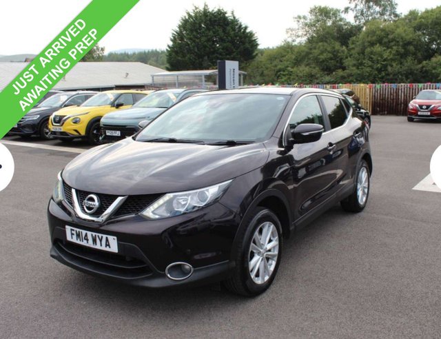View our NISSAN QASHQAI