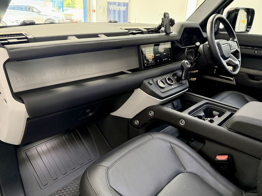 USED 2024 24 LAND ROVER DEFENDER 110 3.0 D250 MHEV XS Edition SUV 5dr Diesel Auto 4WD Euro 6 (s/s) (250 ps) 