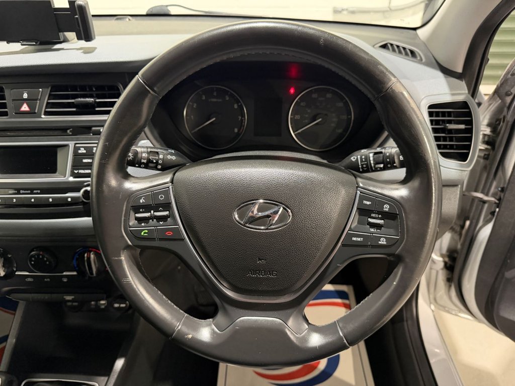 USED 2014 64 HYUNDAI I20 1.2 Blue Drive SE Hatchback 5dr Petrol Manual Euro 6 (s/s) (84 ps) 