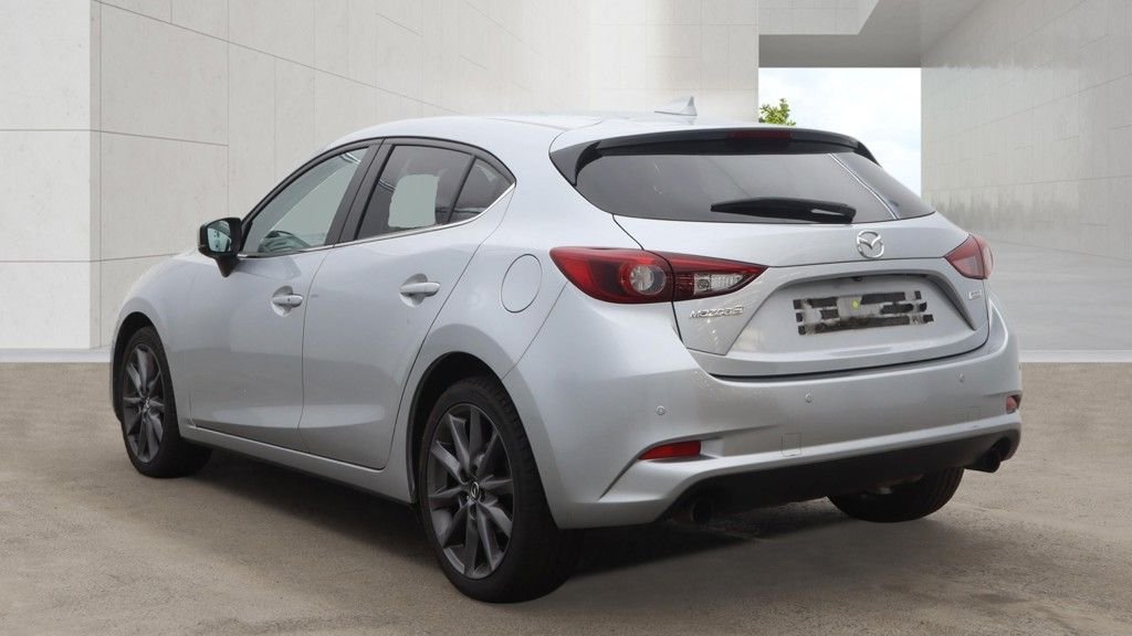 USED 2018 18 MAZDA MAZDA3 2.0 SKYACTIV-G Sport Nav Hatchback 5dr Petrol Manual Euro 6 (s/s) (121 ps) 2 KEYS / LONG MOT