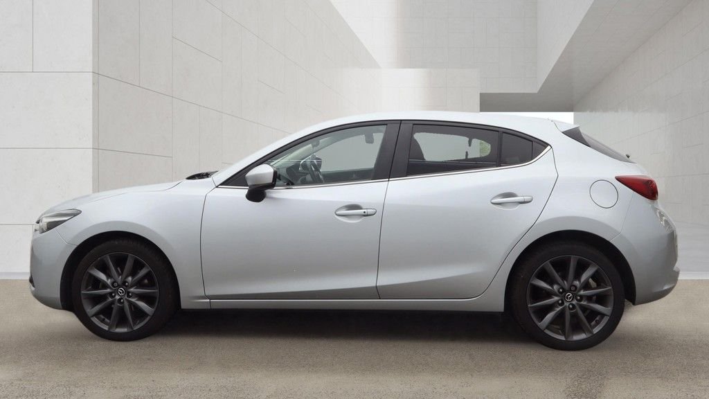 USED 2018 18 MAZDA MAZDA3 2.0 SKYACTIV-G Sport Nav Hatchback 5dr Petrol Manual Euro 6 (s/s) (121 ps) 2 KEYS / LONG MOT
