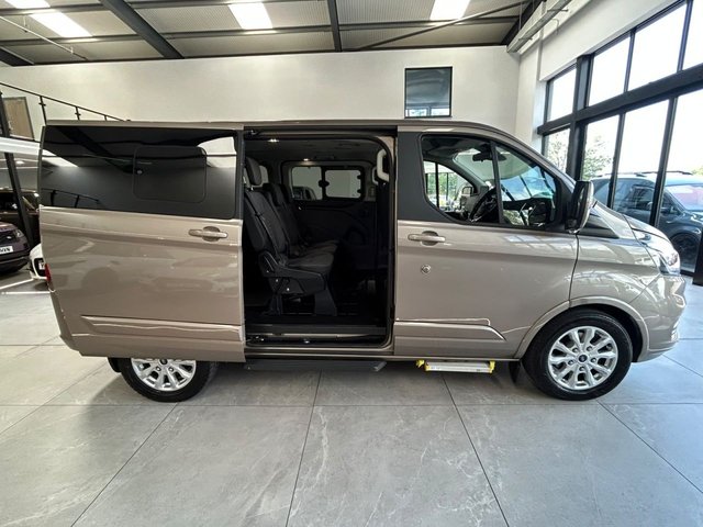 View our FORD TOURNEO CUSTOM