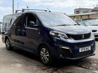 2019 PEUGEOT TRAVELLER