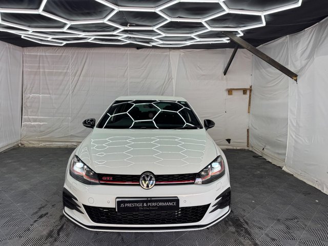 View our VOLKSWAGEN GOLF