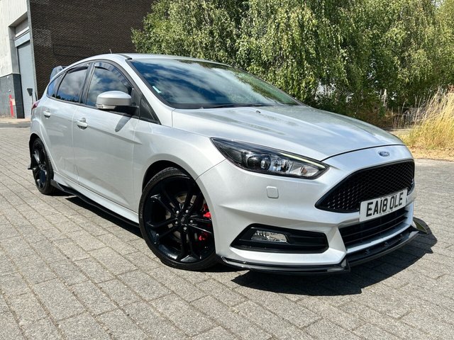 View our FORD FOCUS