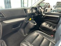 USED 2017 17 PEUGEOT TRAVELLER 2.0 BlueHDi Allure Standard MPV 5dr Diesel EAT6 MWB Euro 6 (s/s) (180 ps) 