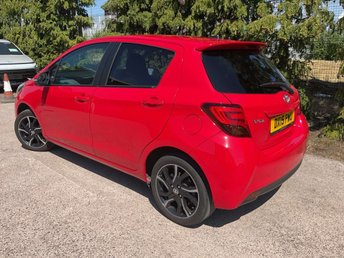 2015 TOYOTA YARIS