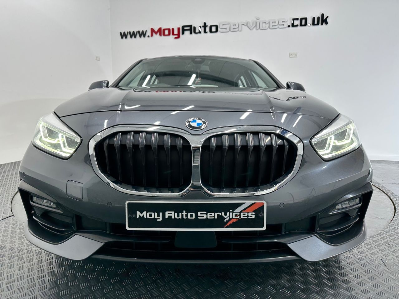2020 BMW 1 SERIES 2.0 120d Sport Hatchback 5dr Diesel Auto xDrive Euro 6 (s/s) (190 ps) - vehicle photo 2 for sale on PureCar