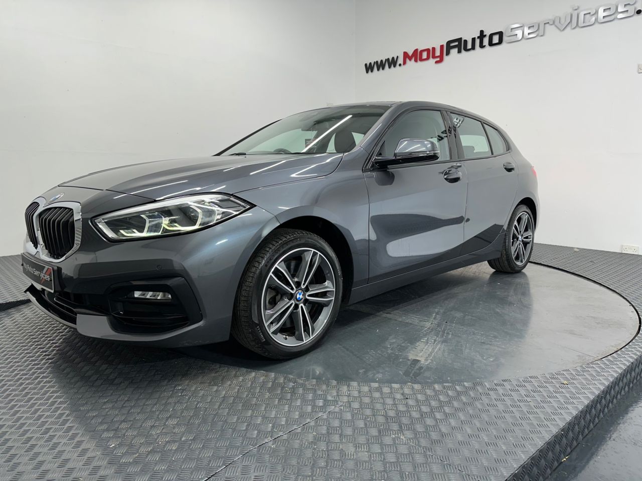 2020 BMW 1 SERIES 2.0 120d Sport Hatchback 5dr Diesel Auto xDrive Euro 6 (s/s) (190 ps) - vehicle photo 5 for sale on PureCar