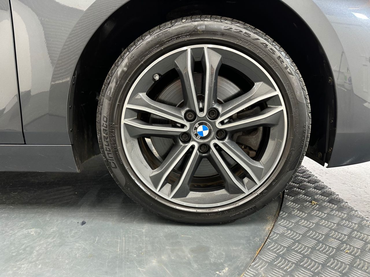 2020 BMW 1 SERIES 2.0 120d Sport Hatchback 5dr Diesel Auto xDrive Euro 6 (s/s) (190 ps) - vehicle photo 9 for sale on PureCar