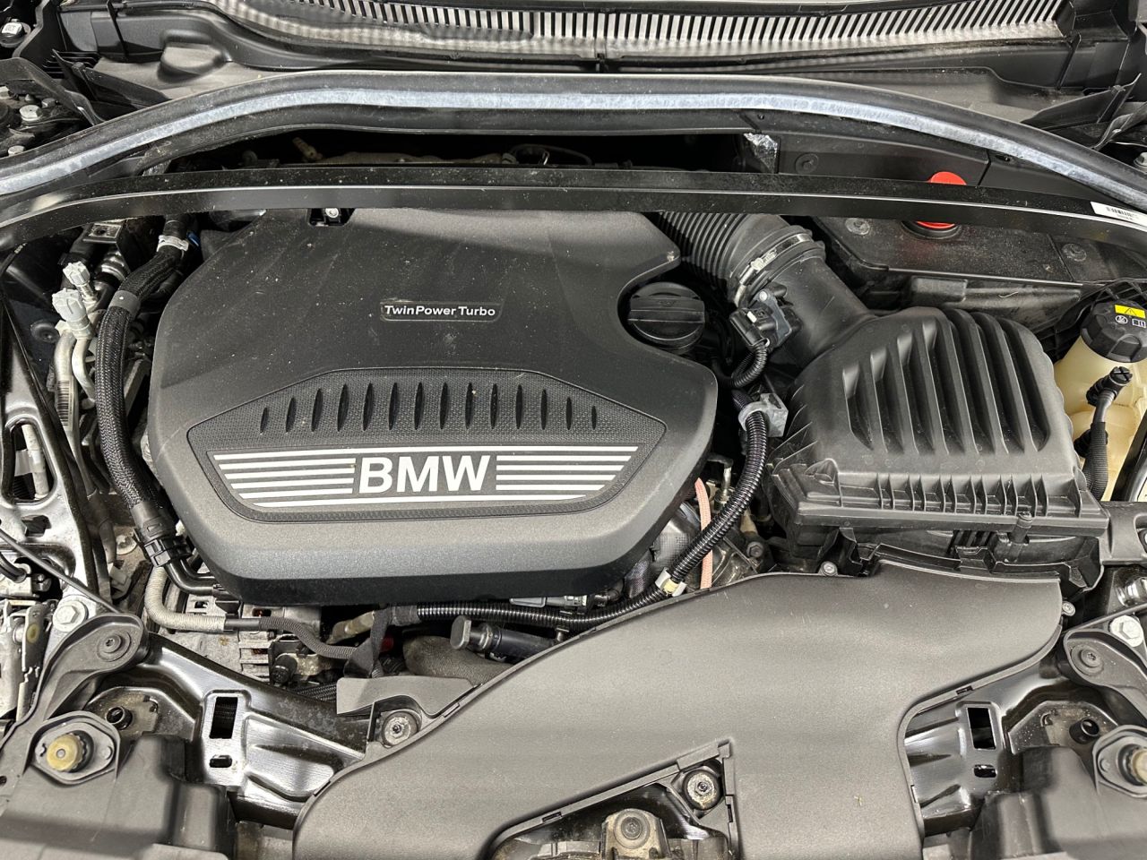 2020 BMW 1 SERIES 2.0 120d Sport Hatchback 5dr Diesel Auto xDrive Euro 6 (s/s) (190 ps) - vehicle photo 10 for sale on PureCar