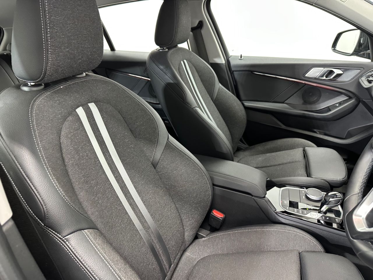 2020 BMW 1 SERIES 2.0 120d Sport Hatchback 5dr Diesel Auto xDrive Euro 6 (s/s) (190 ps) - vehicle photo 23 for sale on PureCar