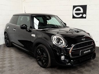 2018 MINI HATCH