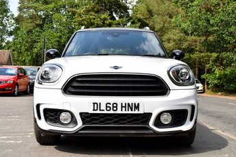 View our MINI COUNTRYMAN