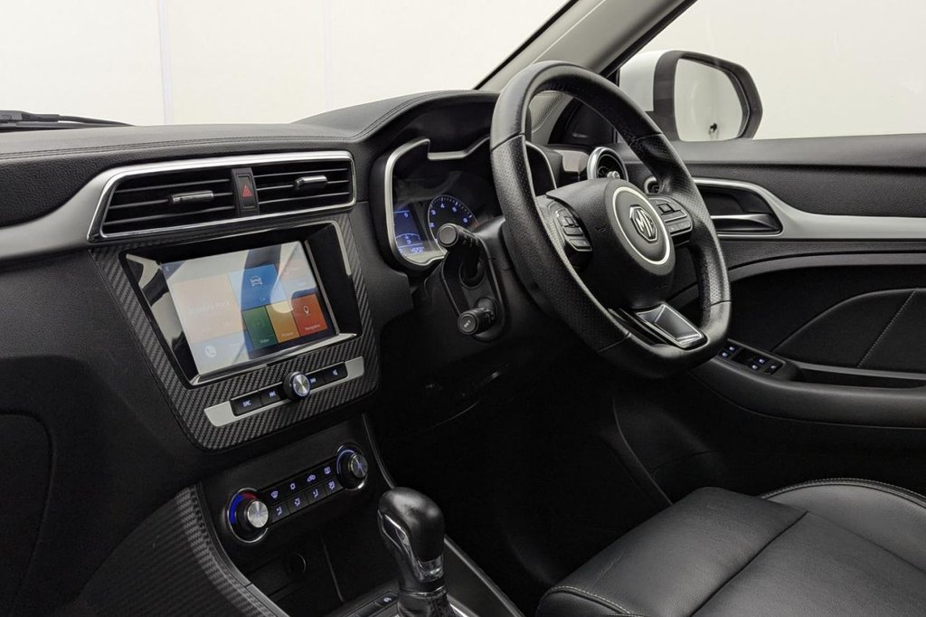 USED 2019 19 MG MG ZS 1.0 T-GDI Exclusive SUV 5dr Petrol Auto Euro 6 (111 ps) Car Play, Sat Nav, Camera