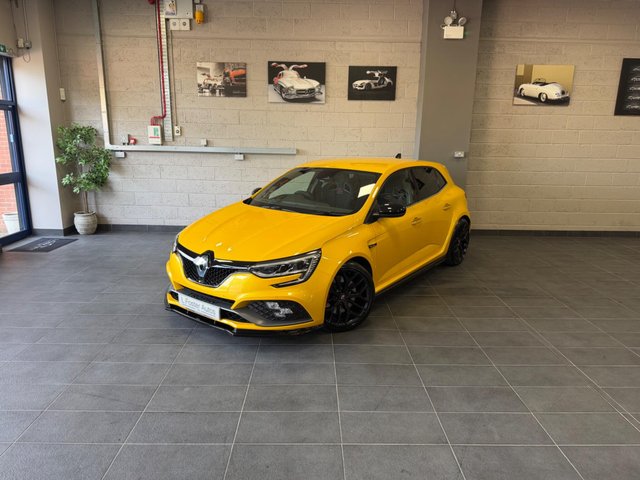 View our RENAULT MEGANE