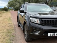 USED 2016 Y NISSAN NAVARA 2.3 dCi Tekna Pickup Double Cab 4dr Diesel Manual 4WD Euro 5 (190 ps) **FULL BLACK PACK**INTERIOR CARBON INSERTS**SAT NAV**