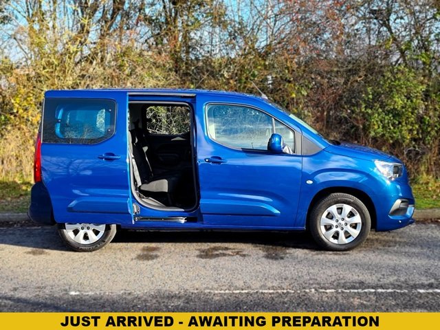 View our VAUXHALL COMBO LIFE