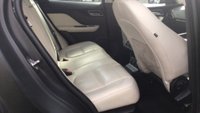USED 2019 68 JAGUAR F-PACE 2.0 D180 Prestige SUV 5dr Diesel Auto AWD Euro 6 (s/s) (180 ps) 360 PARKING SENSORS,SERVICE HISTORY