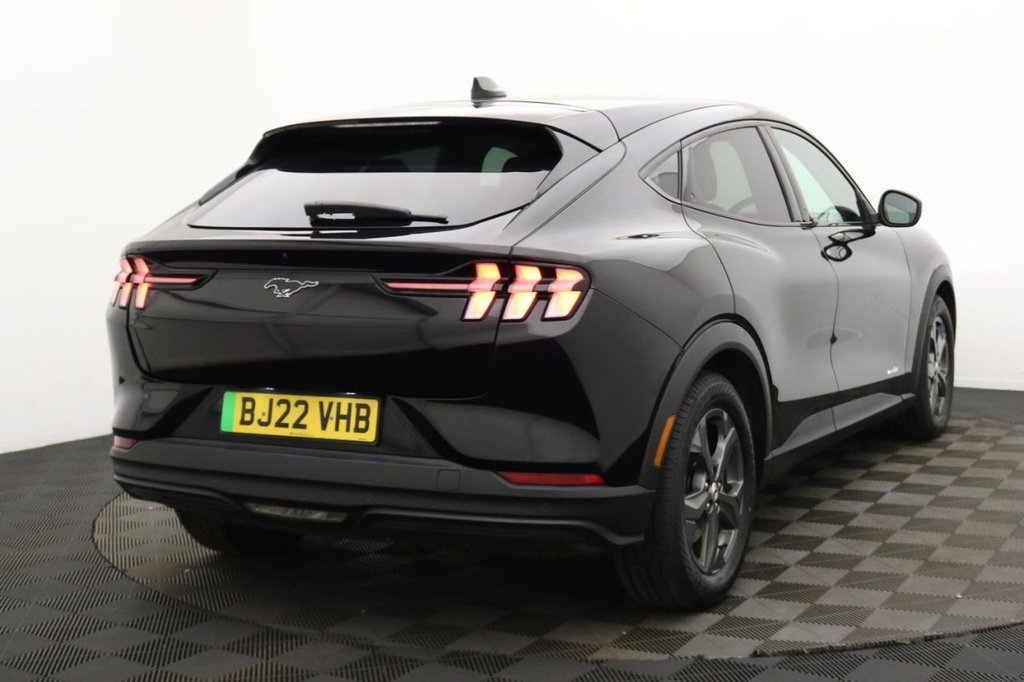 USED 2022 22 FORD MUSTANG MACH-E Standard Range 70kWh SUV 5dr Electric Automatic (269 ps) Car Play, Sat Nav, Camera