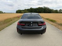 USED 2022 72 BMW 3 SERIES 2.0 330e 12kWh M Sport Saloon 4dr Petrol Plug-in Hybrid Auto Euro 6 (s/s) (292 ps) FULL SERVICE HISTORY