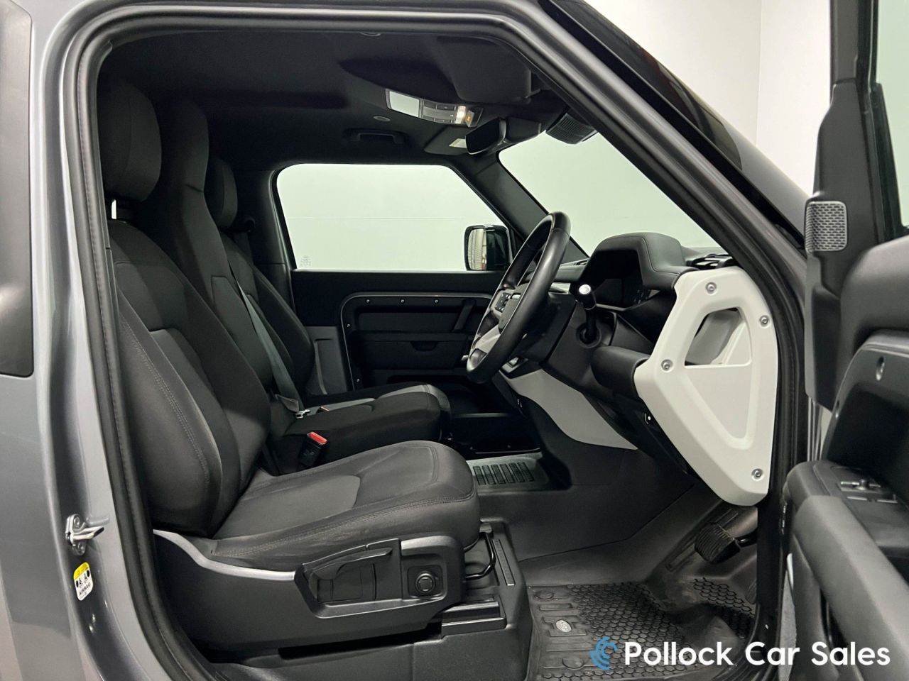 2024 LAND ROVER DEFENDER 90 3.0 D250 MHEV Hard Top SUV 3dr Diesel Auto 4WD SWB Euro 6 (s/s) (250 ps) 22 - vehicle photo 26 for sale on PureCar