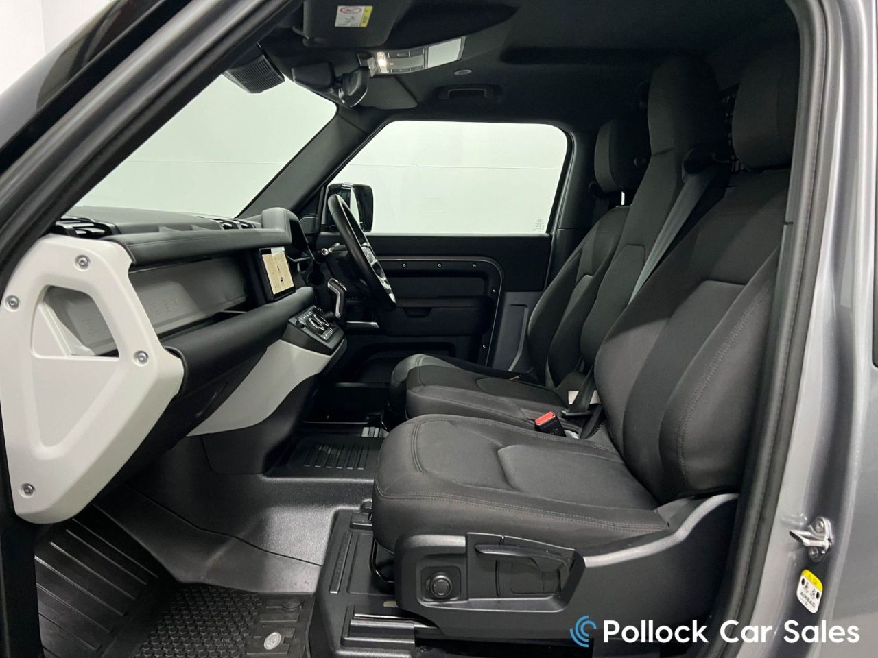 2024 LAND ROVER DEFENDER 90 3.0 D250 MHEV Hard Top SUV 3dr Diesel Auto 4WD SWB Euro 6 (s/s) (250 ps) 22 - vehicle photo 31 for sale on PureCar