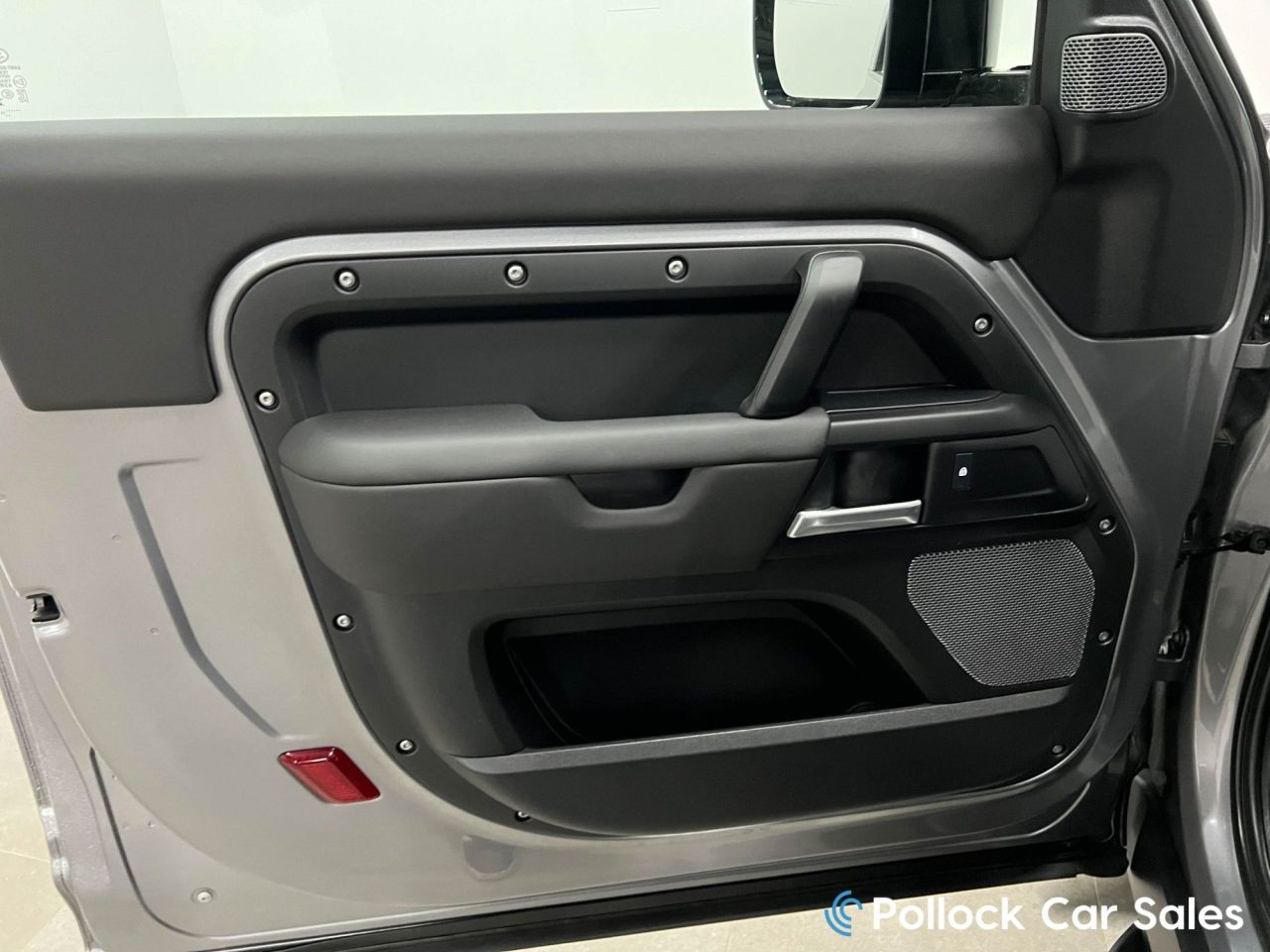 2024 LAND ROVER DEFENDER 90 3.0 D250 MHEV Hard Top SUV 3dr Diesel Auto 4WD SWB Euro 6 (s/s) (250 ps) 22 - vehicle photo 32 for sale on PureCar