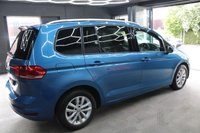 USED 2017 17 VOLKSWAGEN TOURAN 2.0 TDI BlueMotion Tech SE Family MPV 5dr Diesel DSG Euro 6 (s/s) (150 ps) 