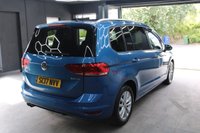 USED 2017 17 VOLKSWAGEN TOURAN 2.0 TDI BlueMotion Tech SE Family MPV 5dr Diesel DSG Euro 6 (s/s) (150 ps) 