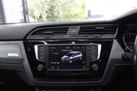 USED 2017 17 VOLKSWAGEN TOURAN 2.0 TDI BlueMotion Tech SE Family MPV 5dr Diesel DSG Euro 6 (s/s) (150 ps) 